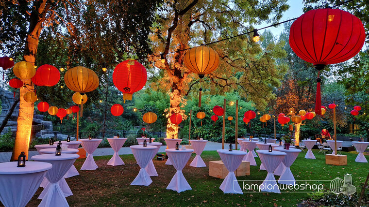 Lampionnen &amp; prikkabels in Artis