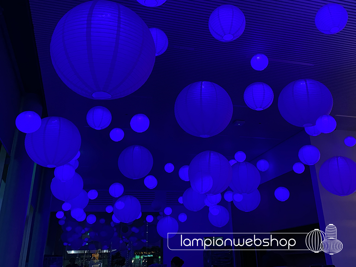 Lampionnen-bedrijfsfeest-Assics