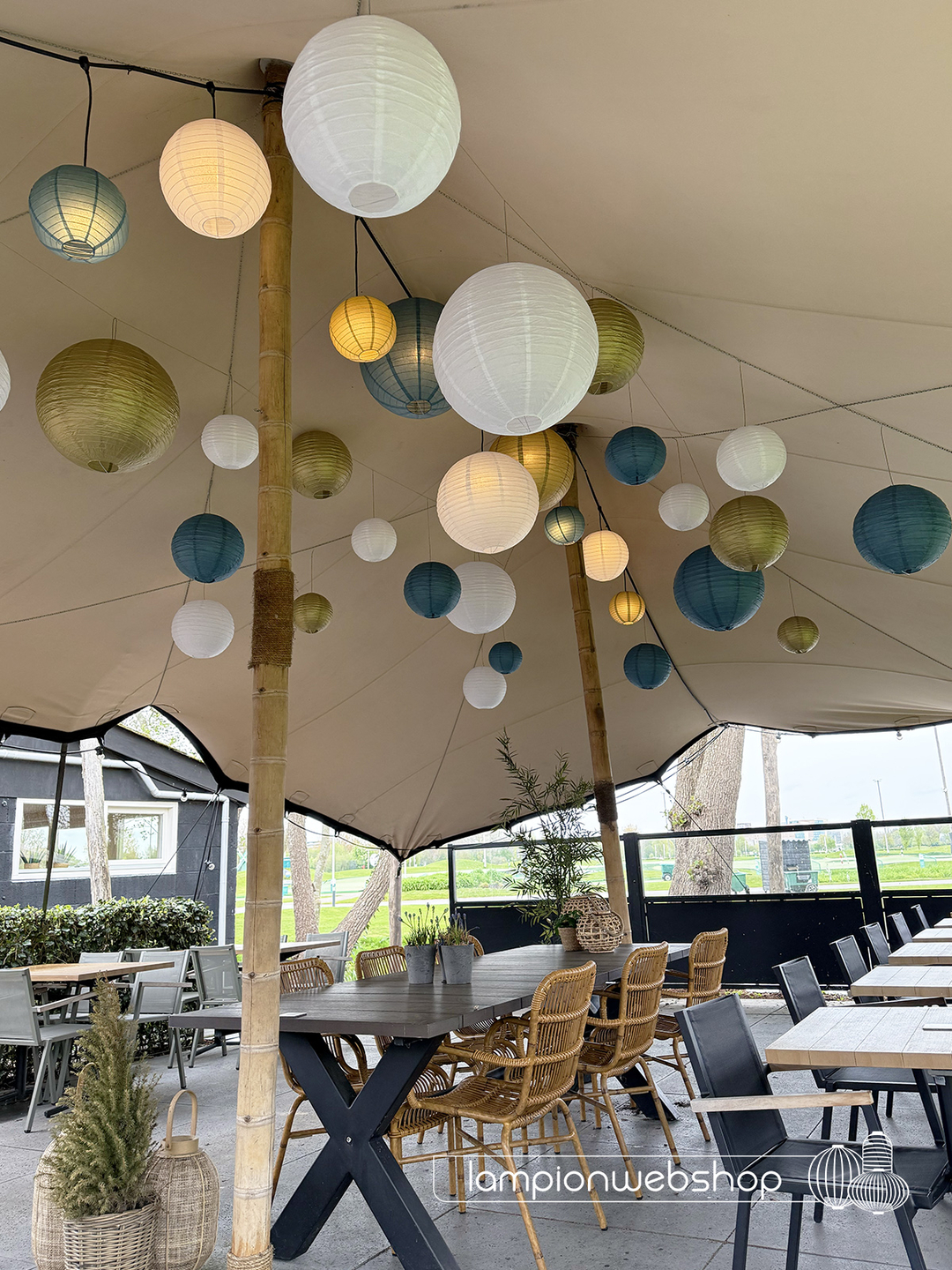 Brasserie 10 - amsterlveen - lampionnen - strechtent