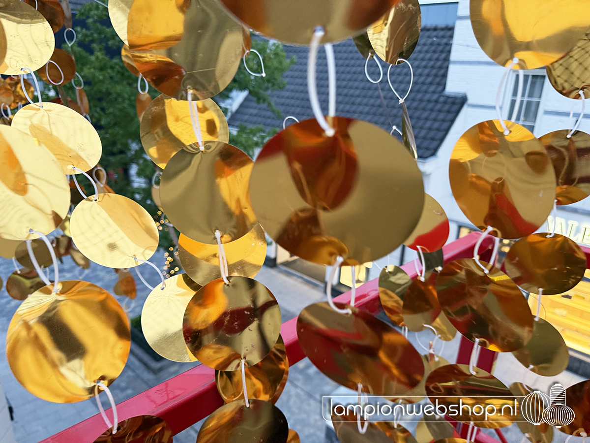 Golden Dots - Designer Outlet Roermond