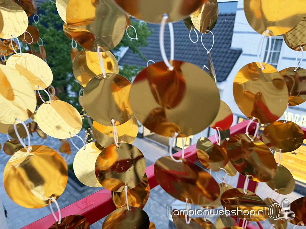 Golden Dots - Designer Outlet Roermond