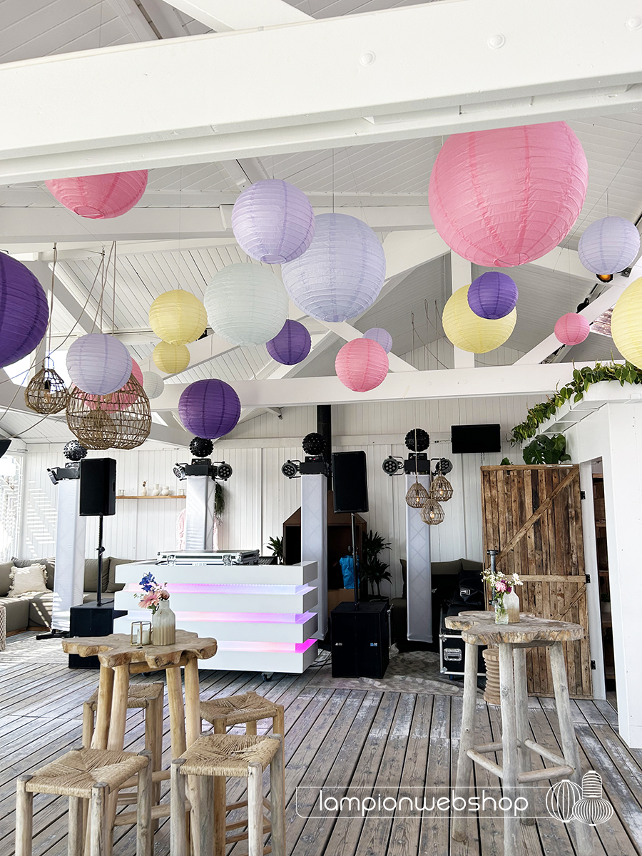 Lampionnen in Hippie Fish Beachhouse - Zandvoort