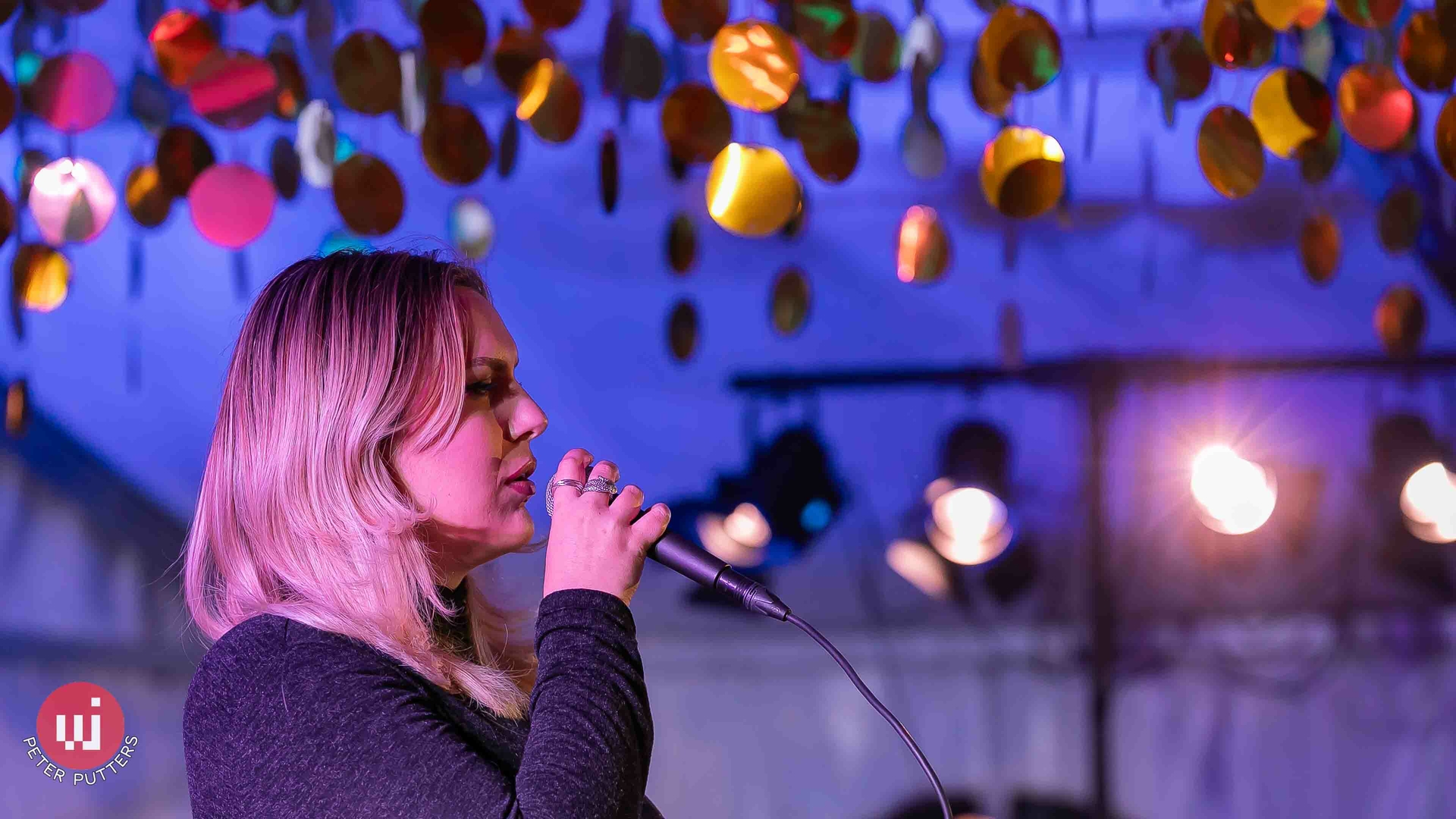 Goldendots-WinterJazzfest -Observant-lampionwebshop