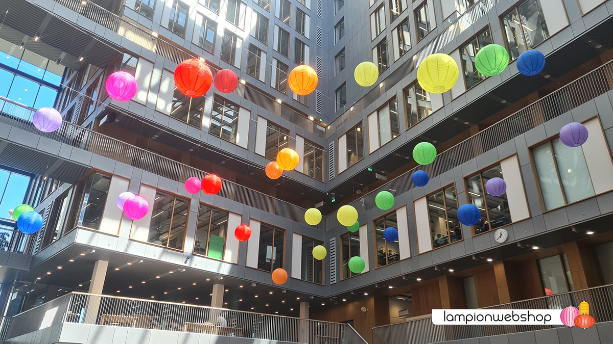 Lampionnen Atrium VU - Amsterdam