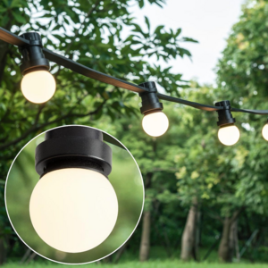 Warm witte lampen met melkwitte kap, dimbaar, Ø45 - 2 watt (2650K)
