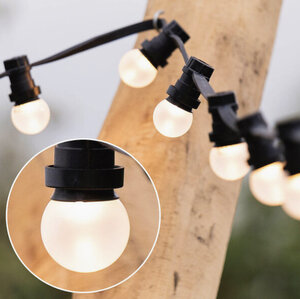 Prikkabel set 25 meter met mat witte LED lampen