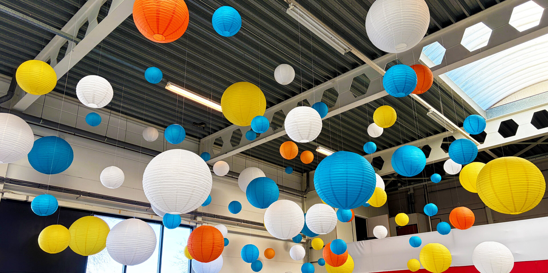 Blauw, oranje, wit & geel